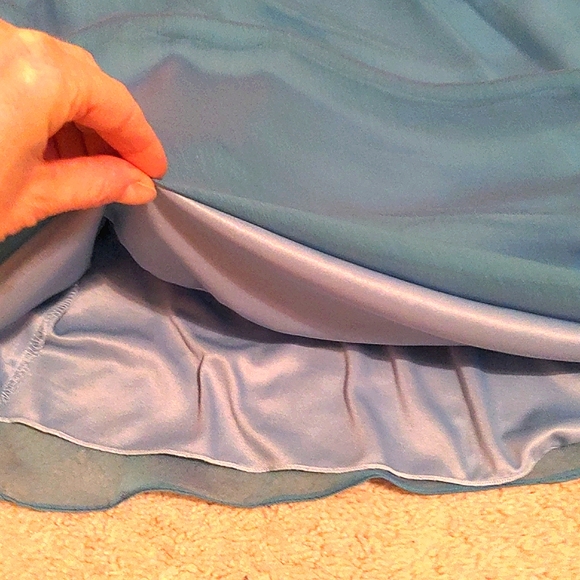 Forever 21 Chiffon Sleeveless Dress with Tie Belt - Picture 7 of 8